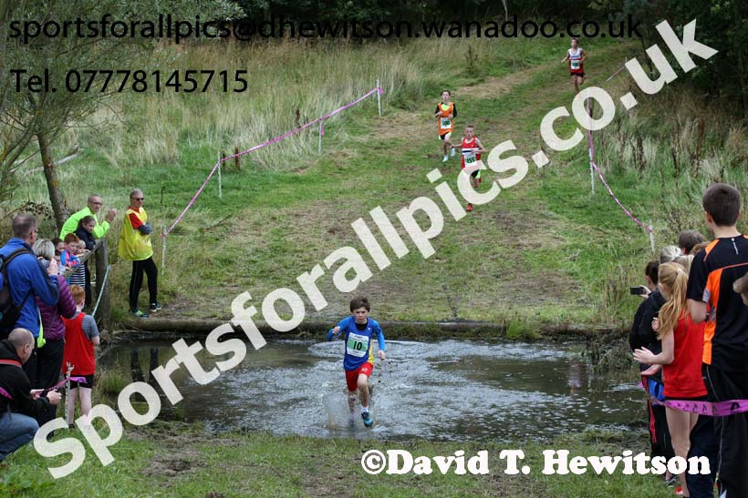 Boys under-11s, Start Fitness North Eastern Harrier League, Tanfield, County Durham. Photo: David T. Hewitson/Sports for All Pics